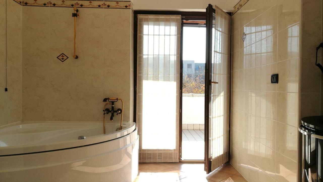 Bed and Breakfast Le Cicogne Rovereto  Zewnętrze zdjęcie